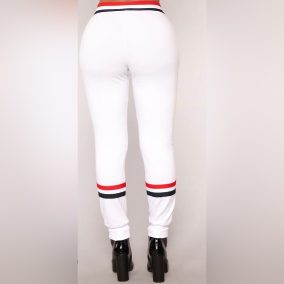 Fashion nova rare set xl - Picture 7 of 9